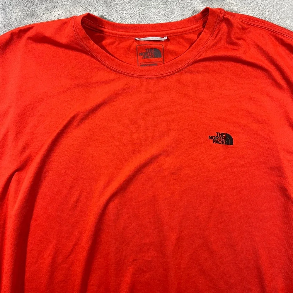 THE‎ NORTH FACE T-Shirt Mens XXL Red Performance Short Sleeve NF00A9HSA8M Summer